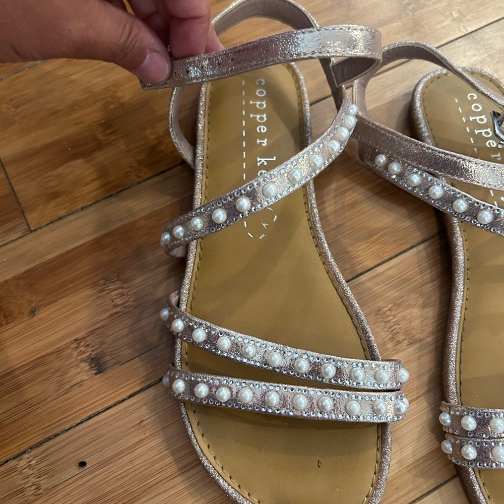 COPPER KEY SANDALS - Picture 5 of 6
